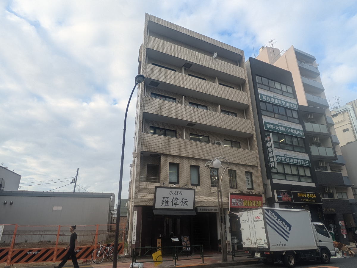 fresh/building/J00100376102_6