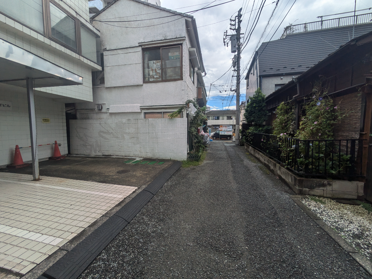 fresh/building/J00100376103_2