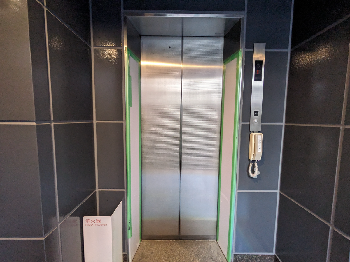 fresh/building/J00100376359_4