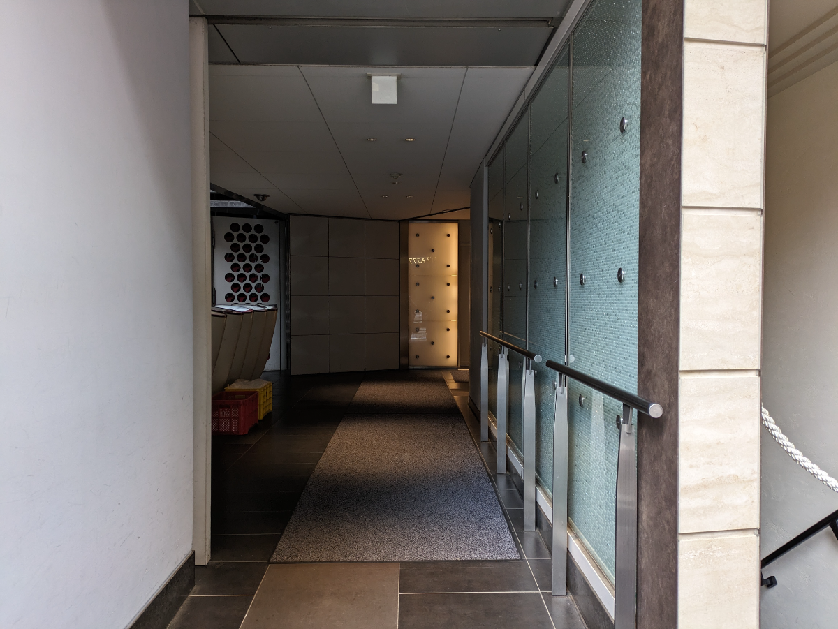 fresh/building/J00100376363_3