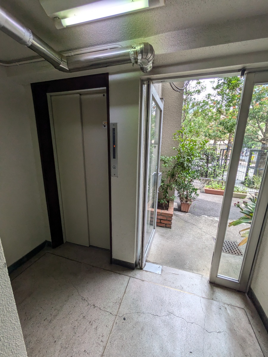 fresh/building/J00100376670_64
