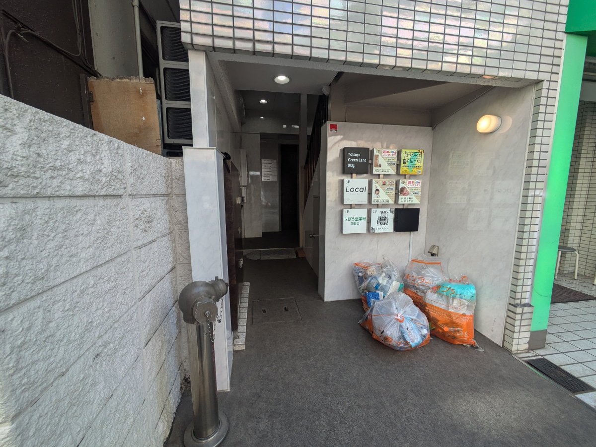 fresh/building/J00100376692_3