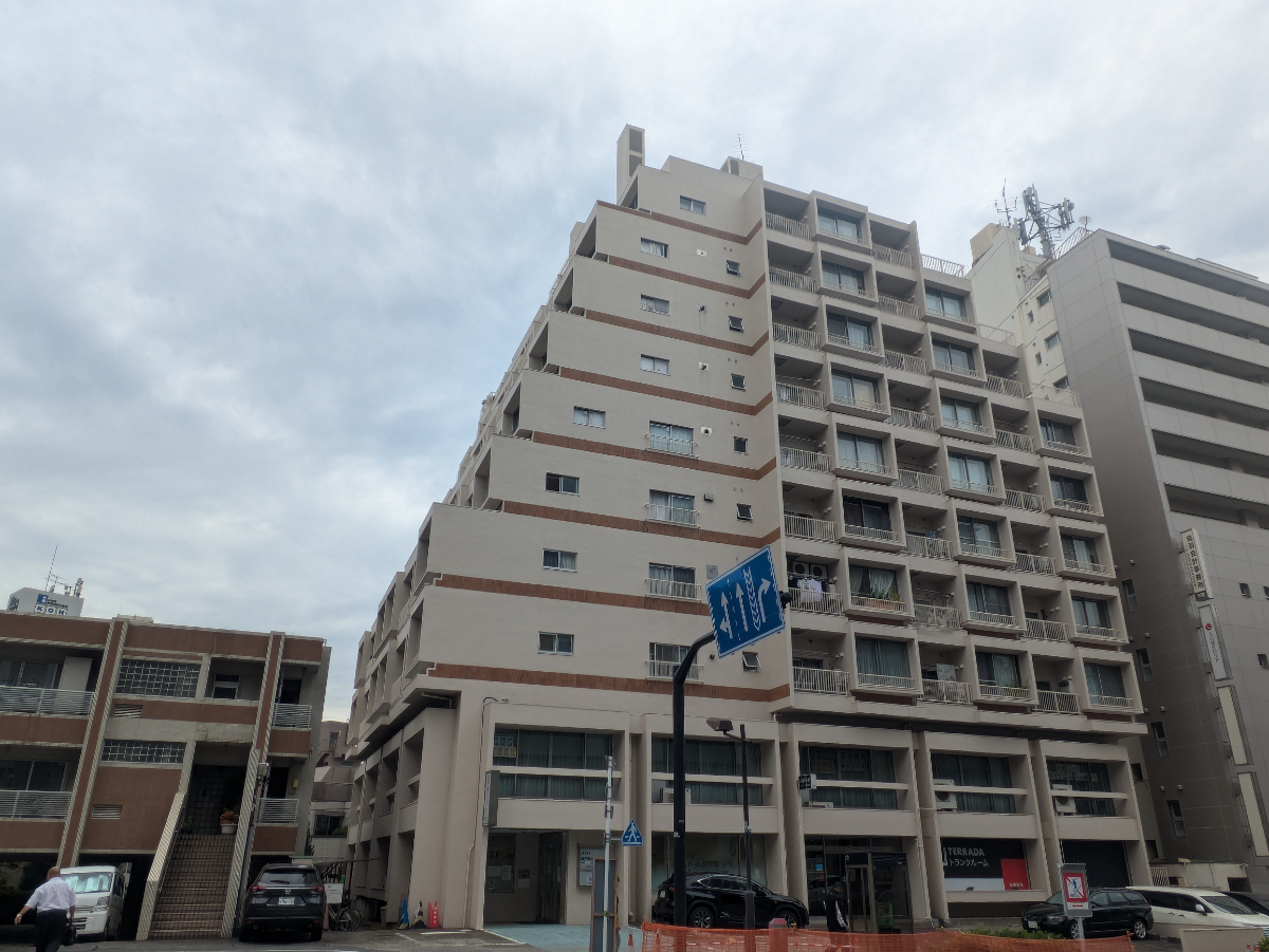 fresh/building/J00100377100_16