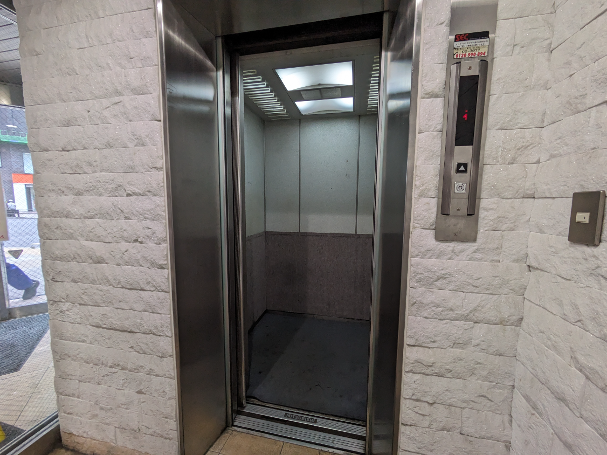 fresh/building/J00100377637_4