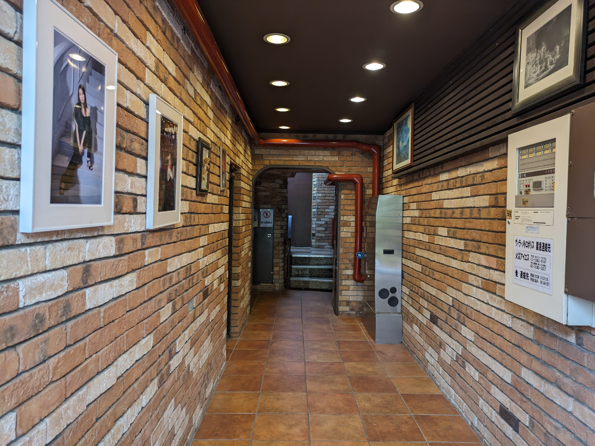 fresh/building/J00100378242_64