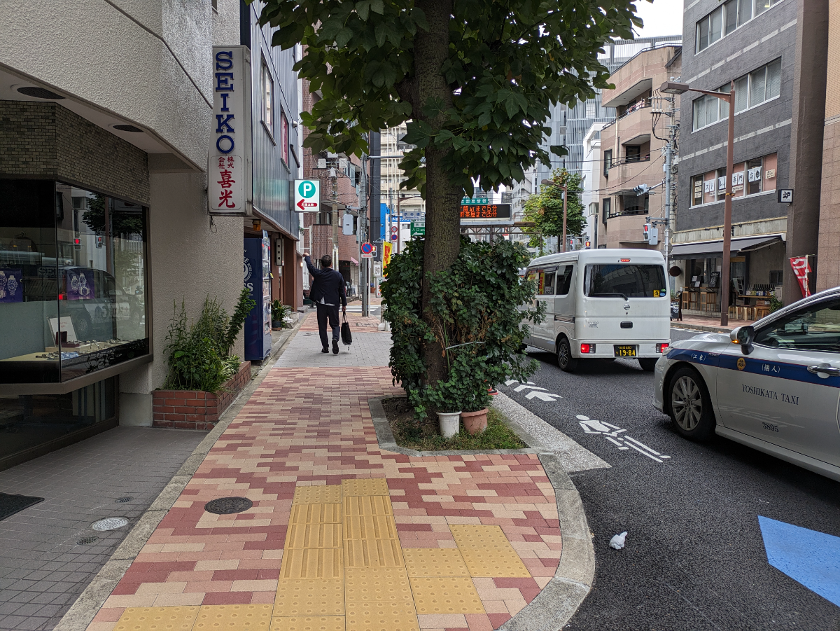 fresh/building/J00100378972_65