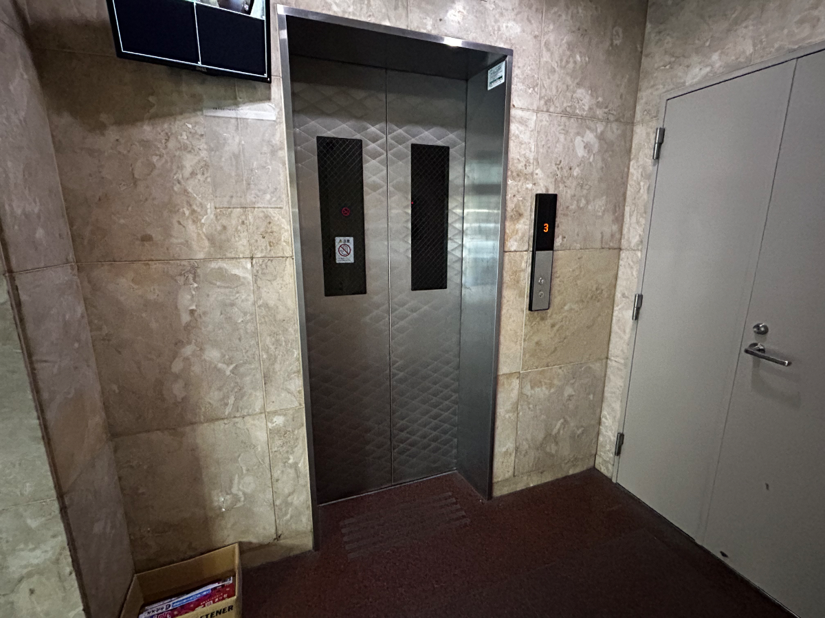 fresh/building/J00100379107_4