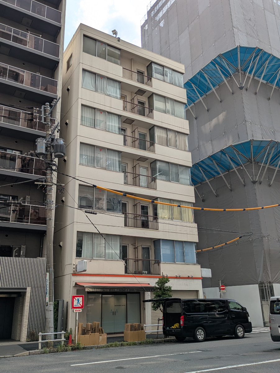 fresh/building/J00100379211_5