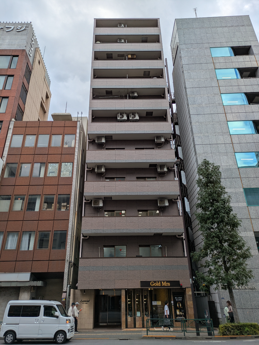 fresh/building/J00100379325_64