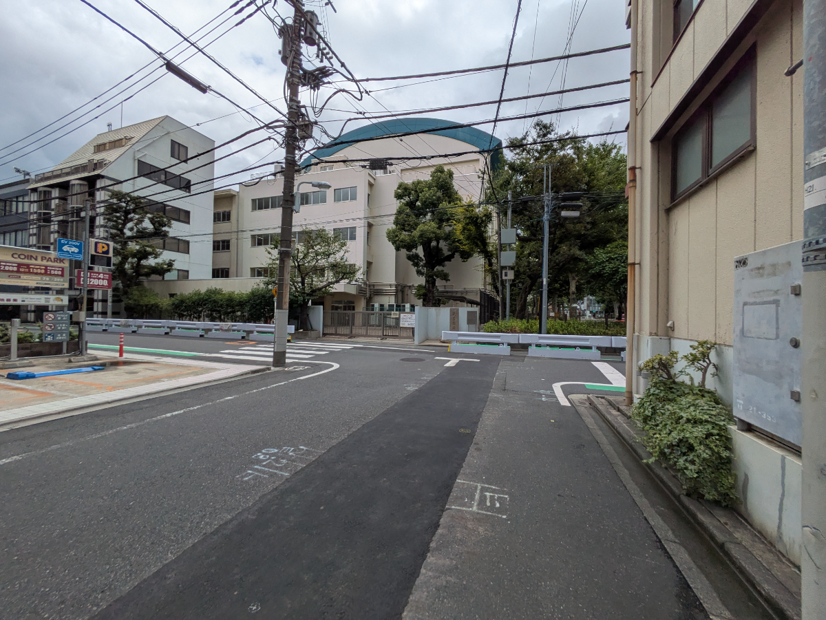 fresh/building/J00100379357_2