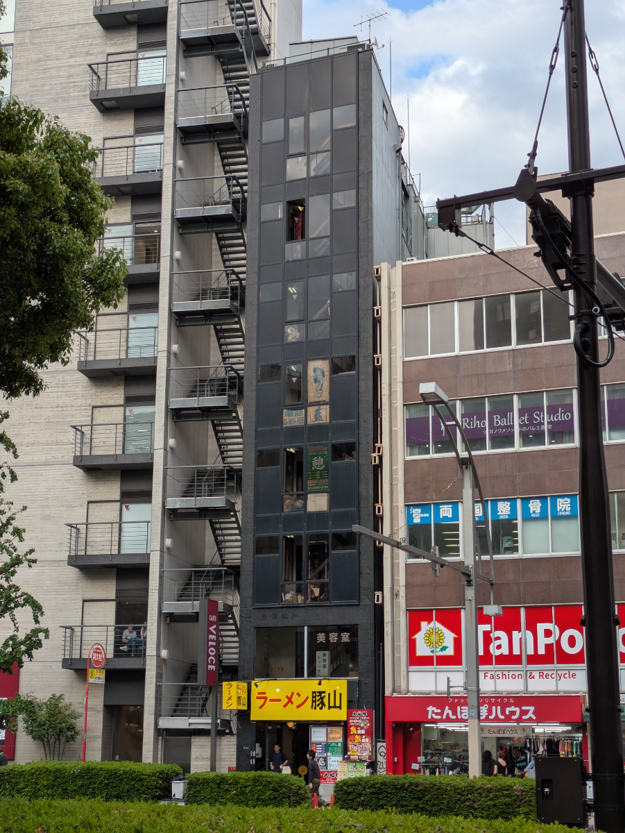 fresh/building/J00100379363_1