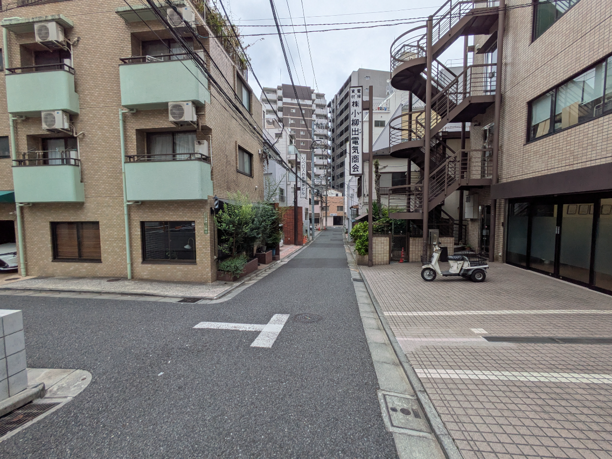 fresh/building/J00100379399_2