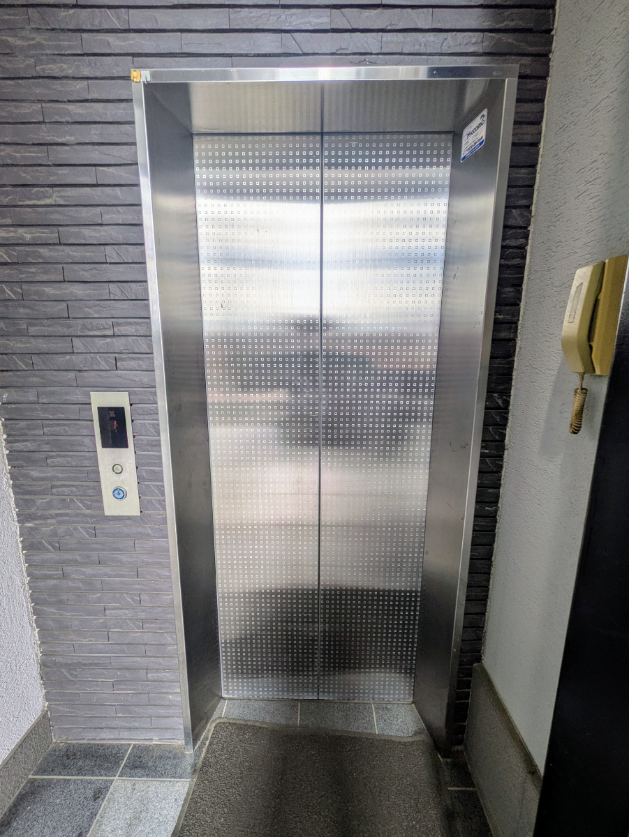 fresh/building/J00100379759_4