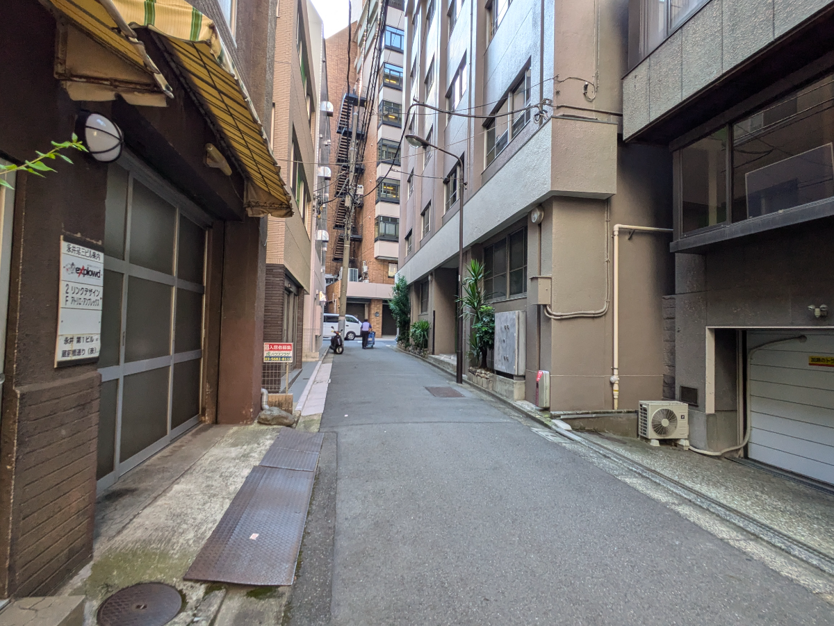 fresh/building/J00100379946_2