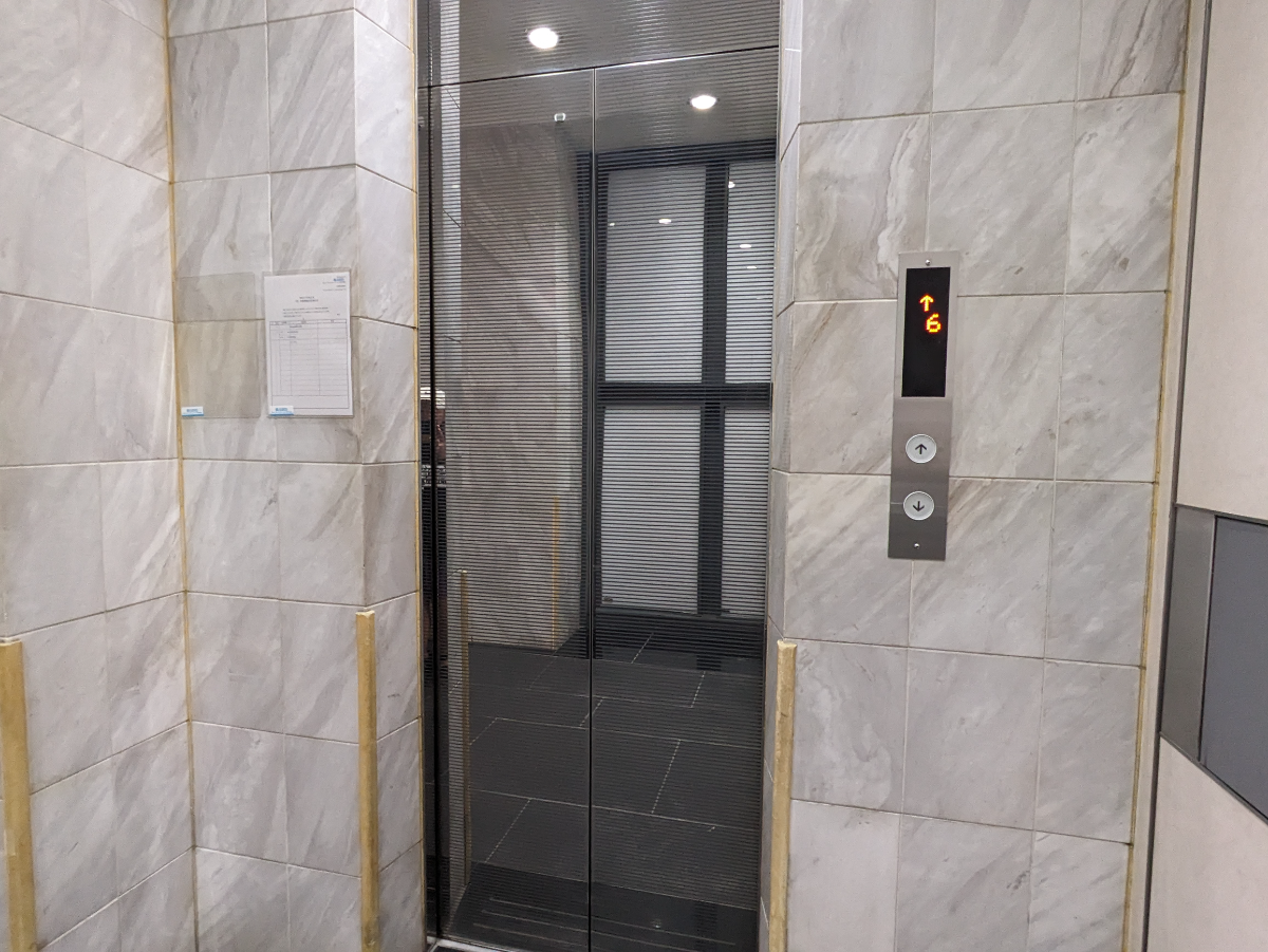 fresh/building/J00100380040_4