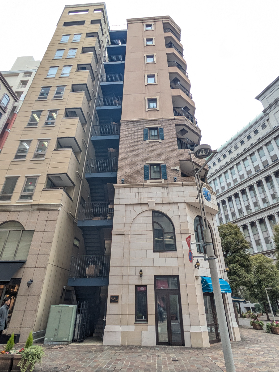 fresh/building/J00100381085_15