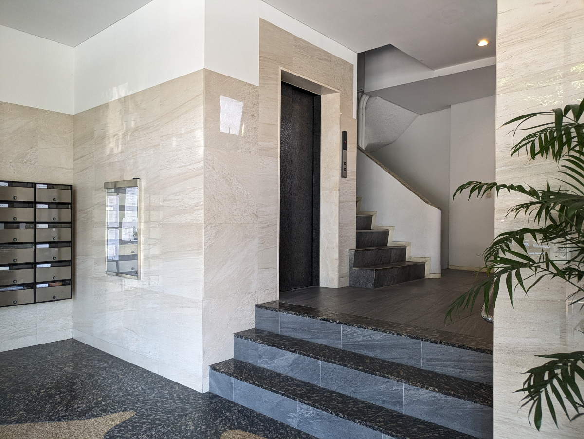 fresh/building/J00100381095_7