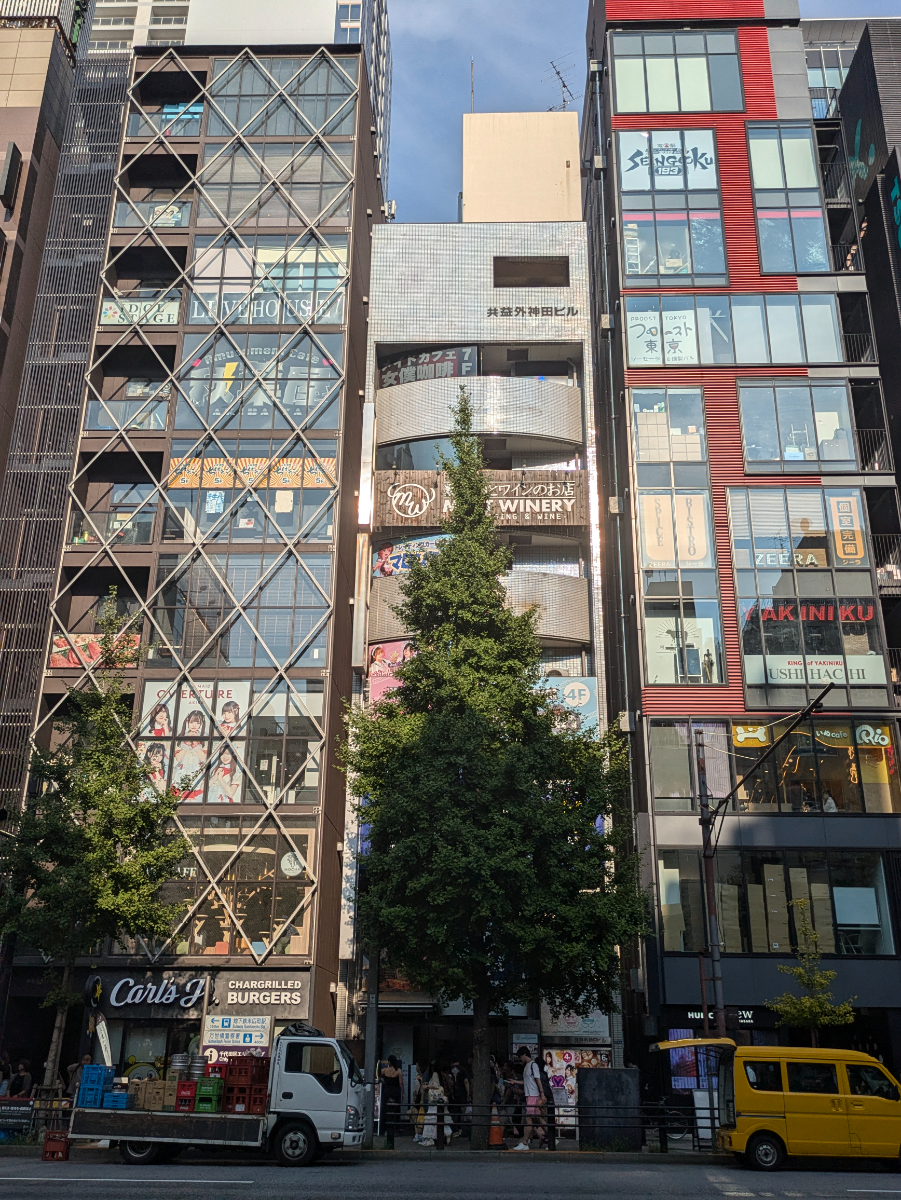 fresh/building/J00100381153_1