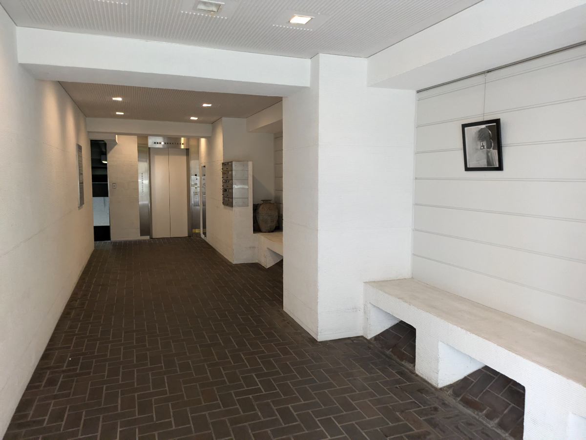 fresh/building/J00100382021_3