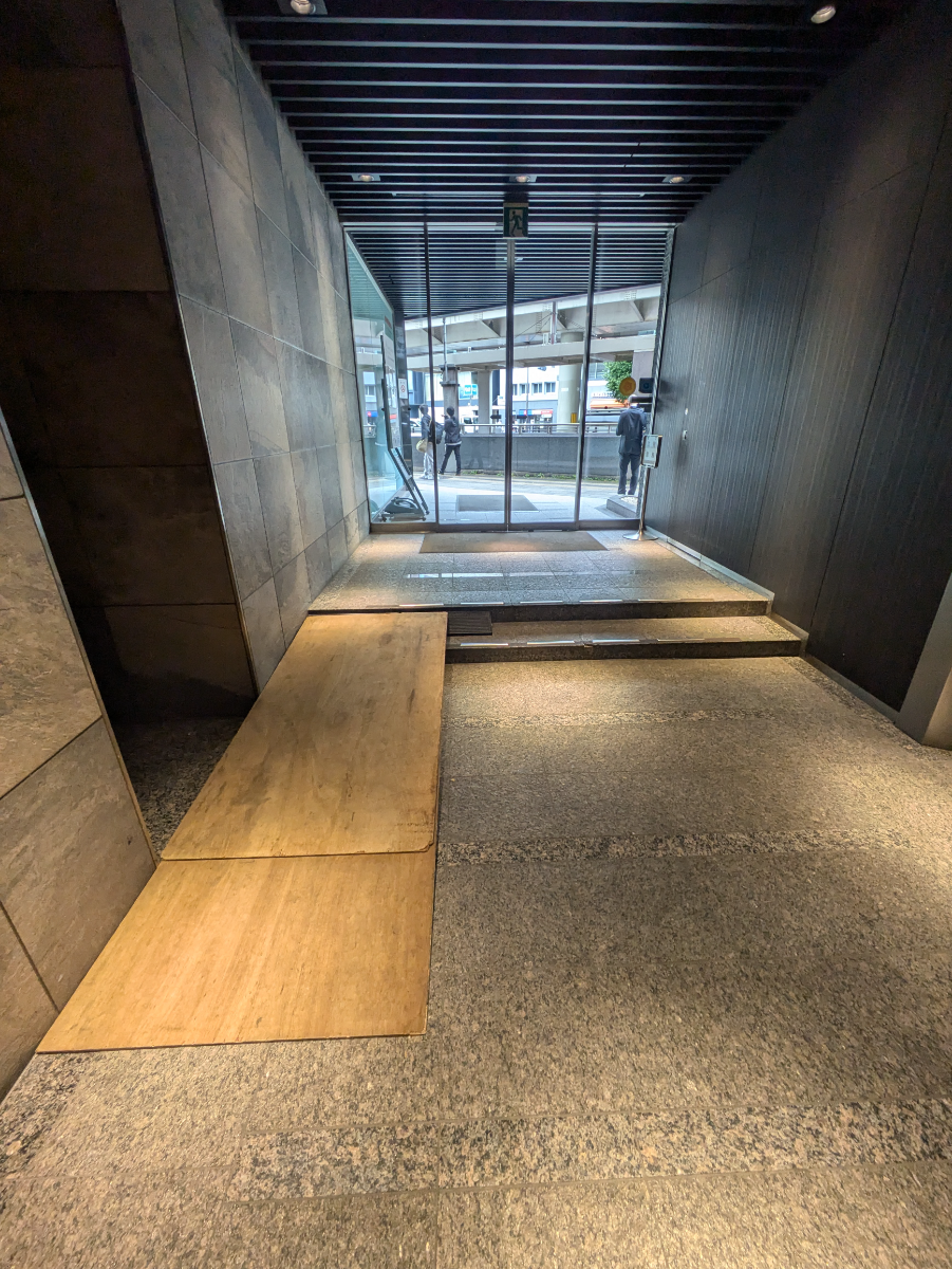 fresh/building/J00100382304_9