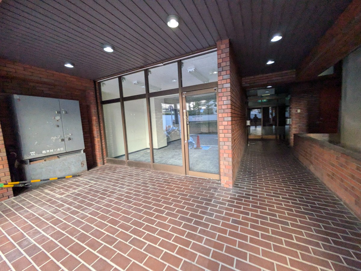 fresh/building/J00100382418_3