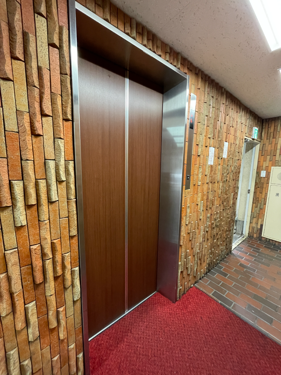 fresh/building/J00100383087_64