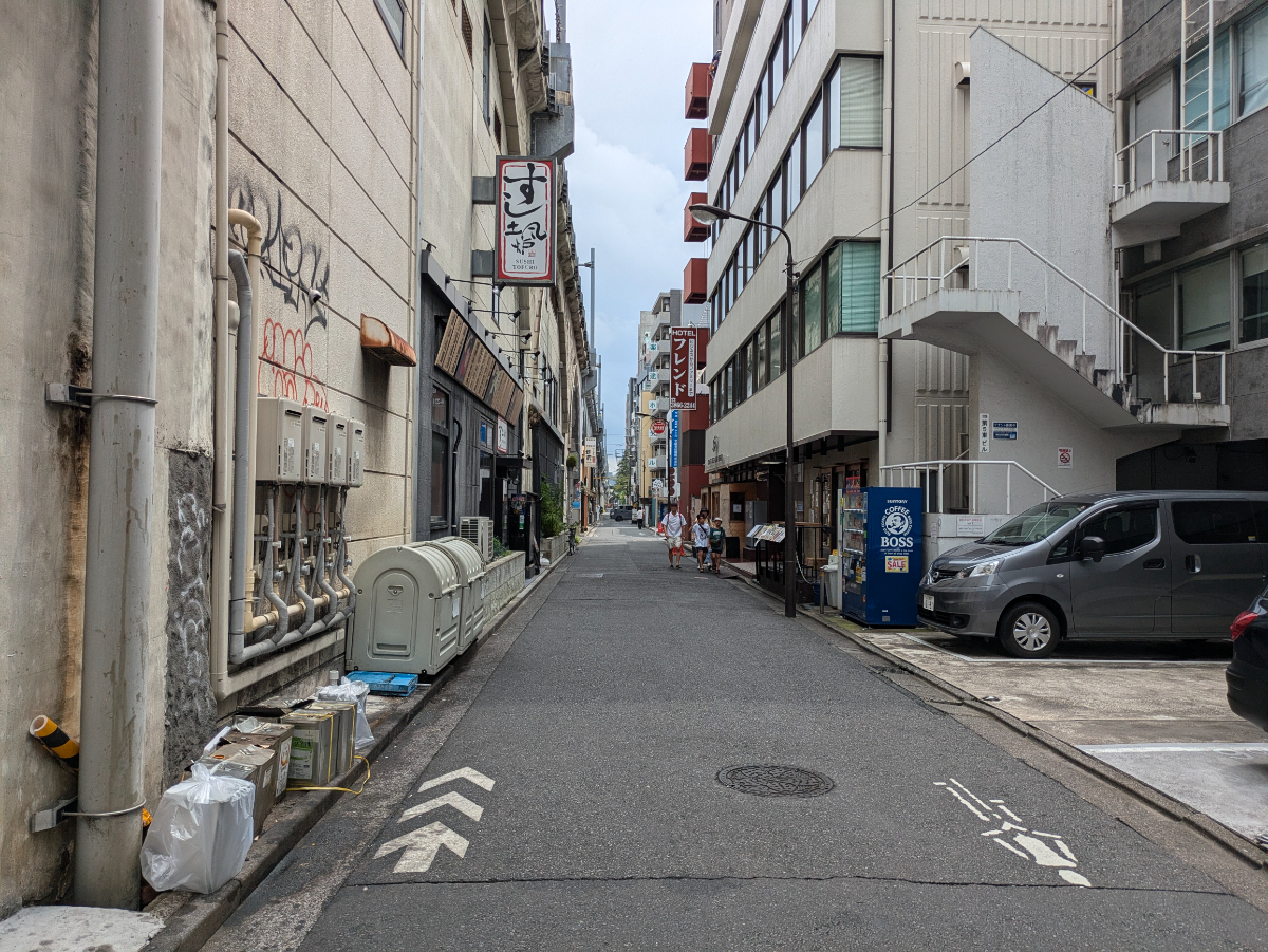 fresh/building/J00100383100_2