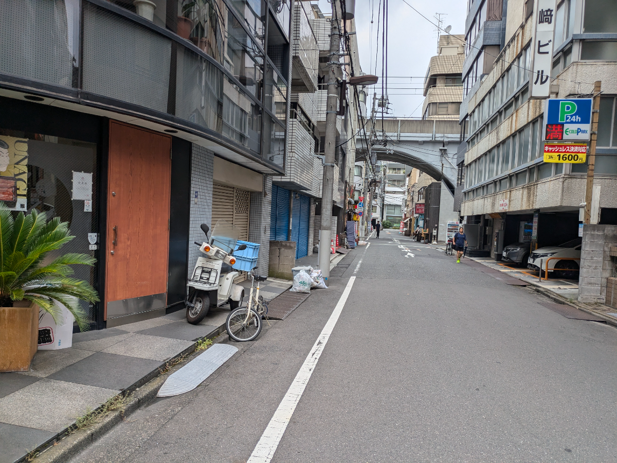 fresh/building/J00100383101_2