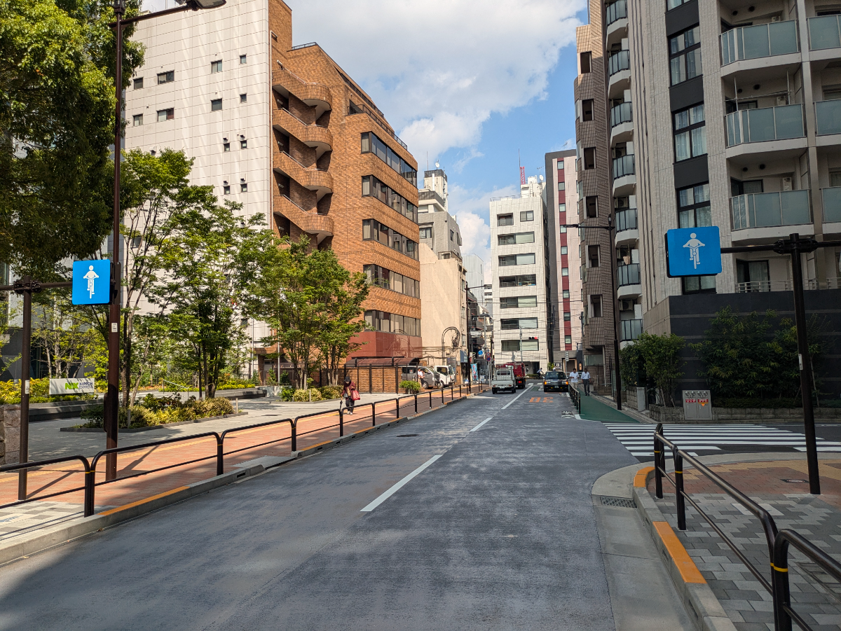 fresh/building/J00100383107_2