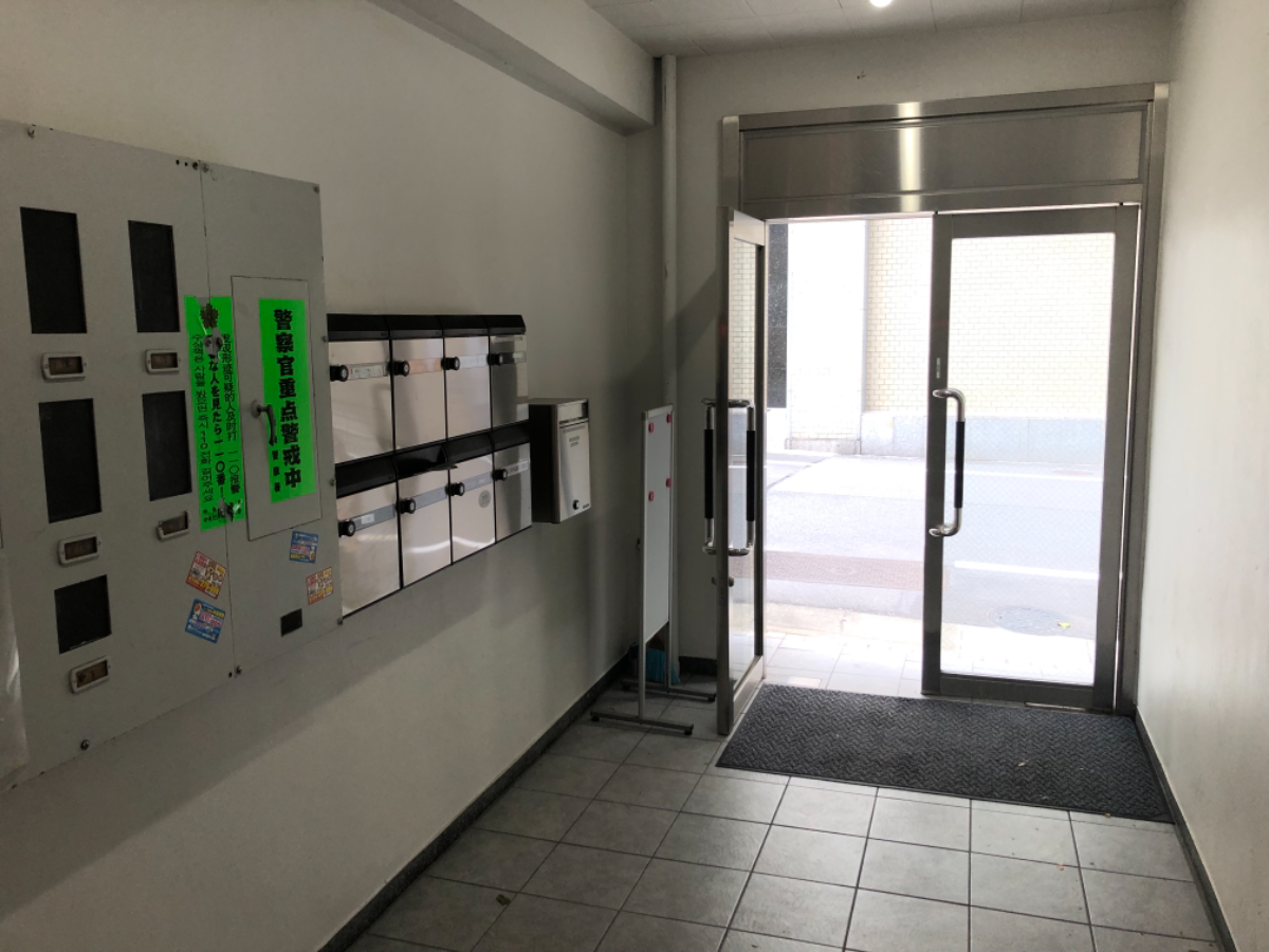 fresh/building/J00100383754_3
