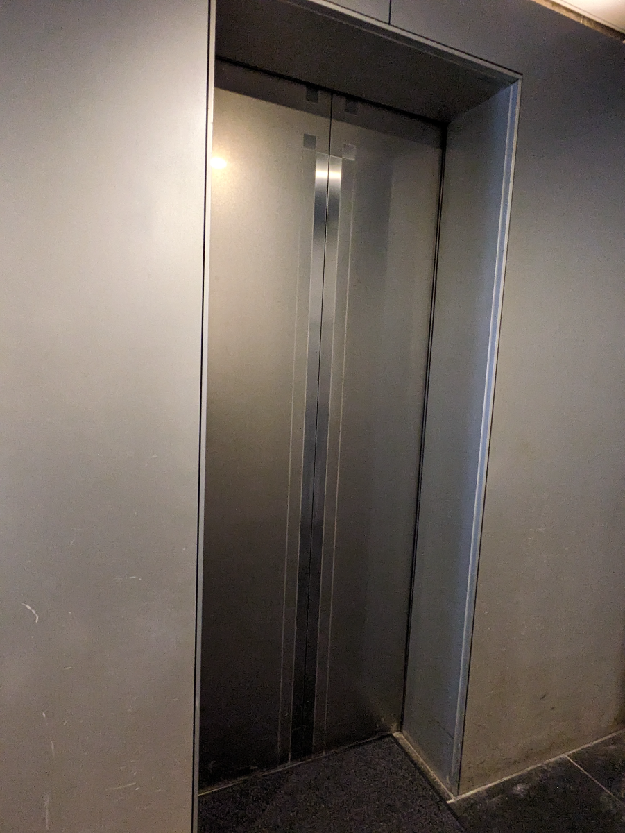 fresh/building/J00100383837_4