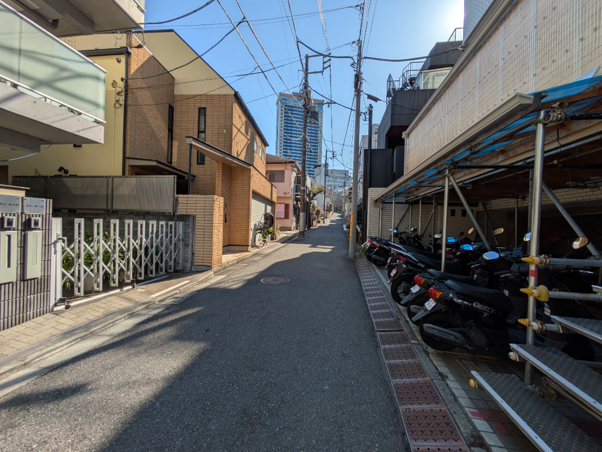 fresh/building/J00100383875_2