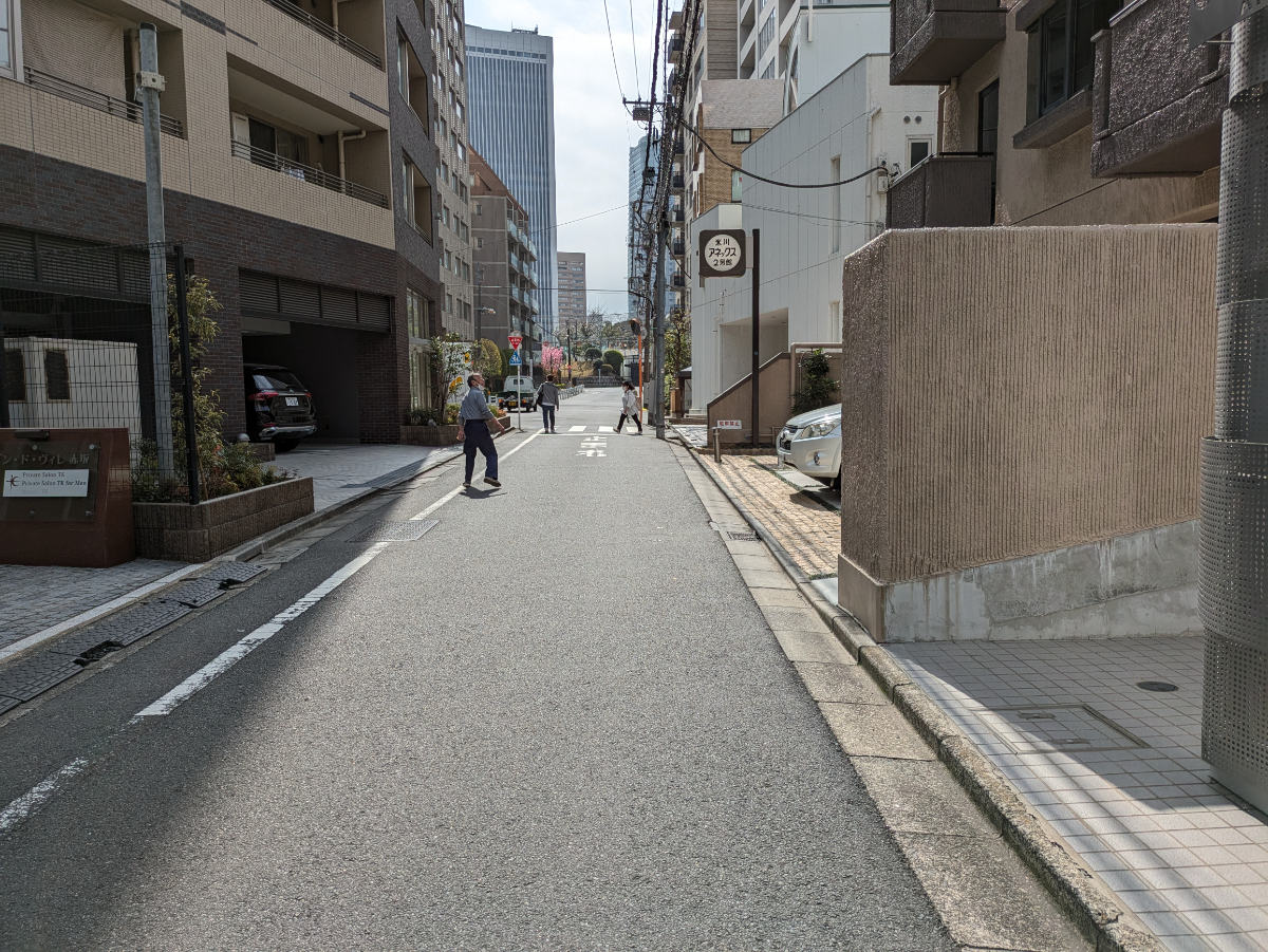 fresh/building/J00100383956_2