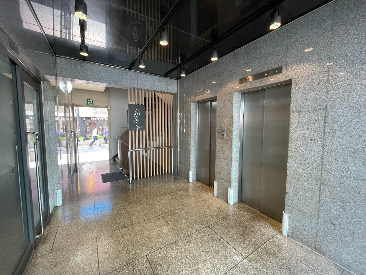 fresh/building/J00100384103_4