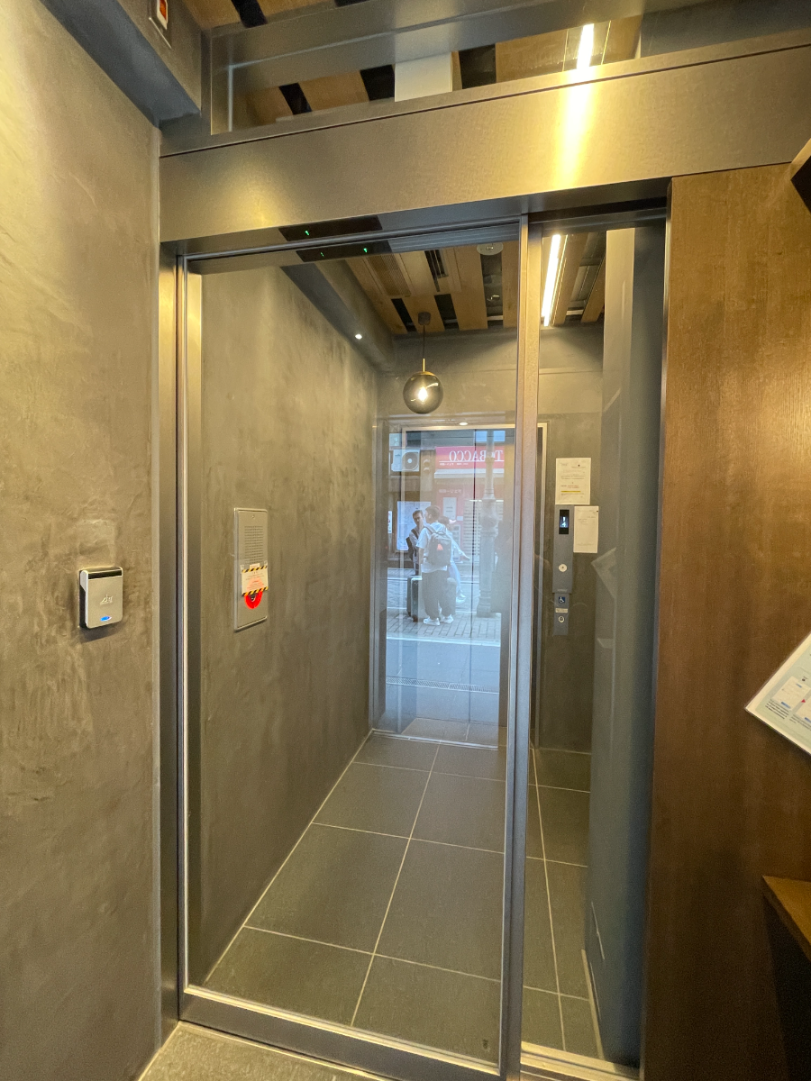 fresh/building/J00100384108_4