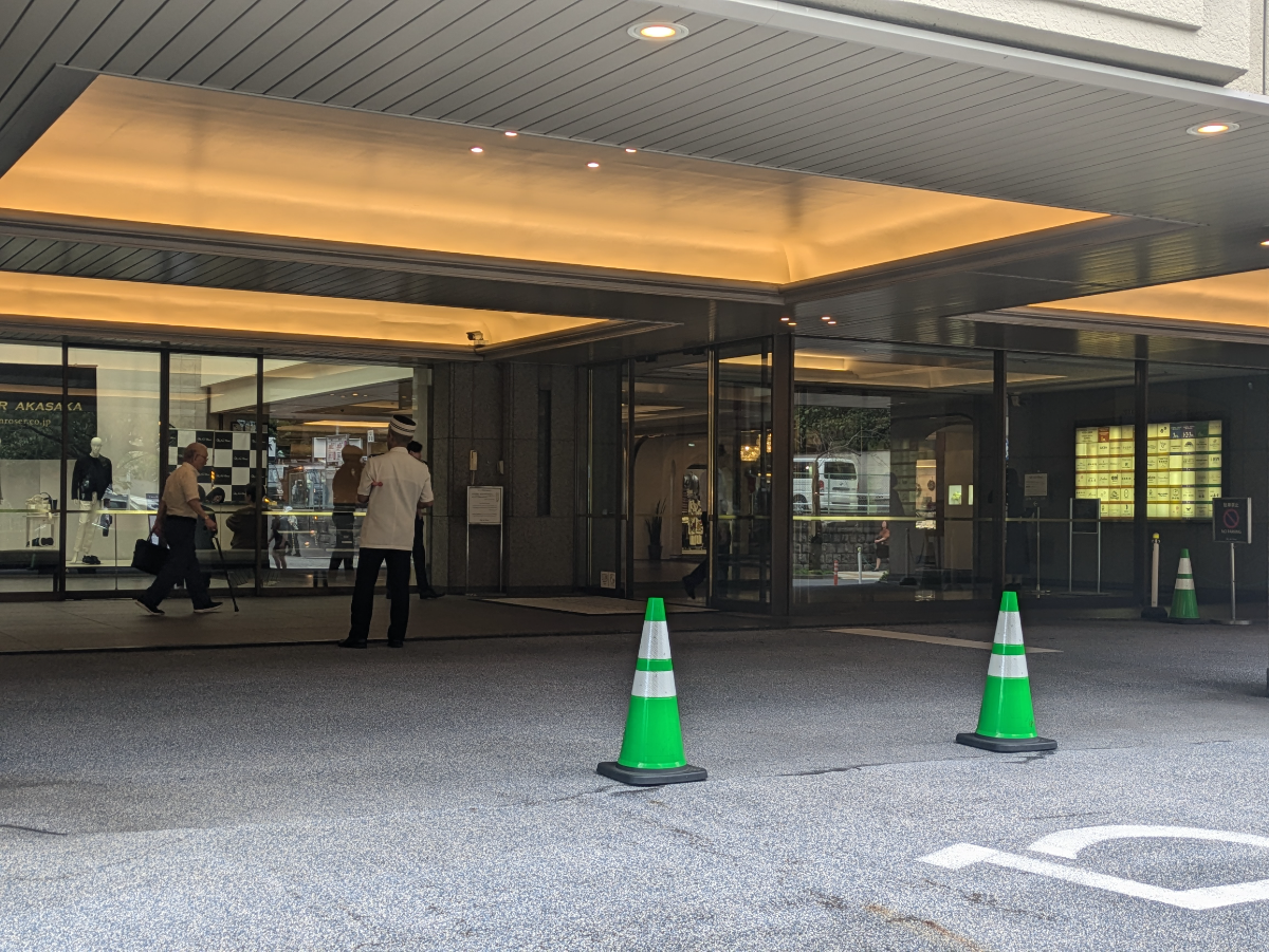 fresh/building/J00100384295_3