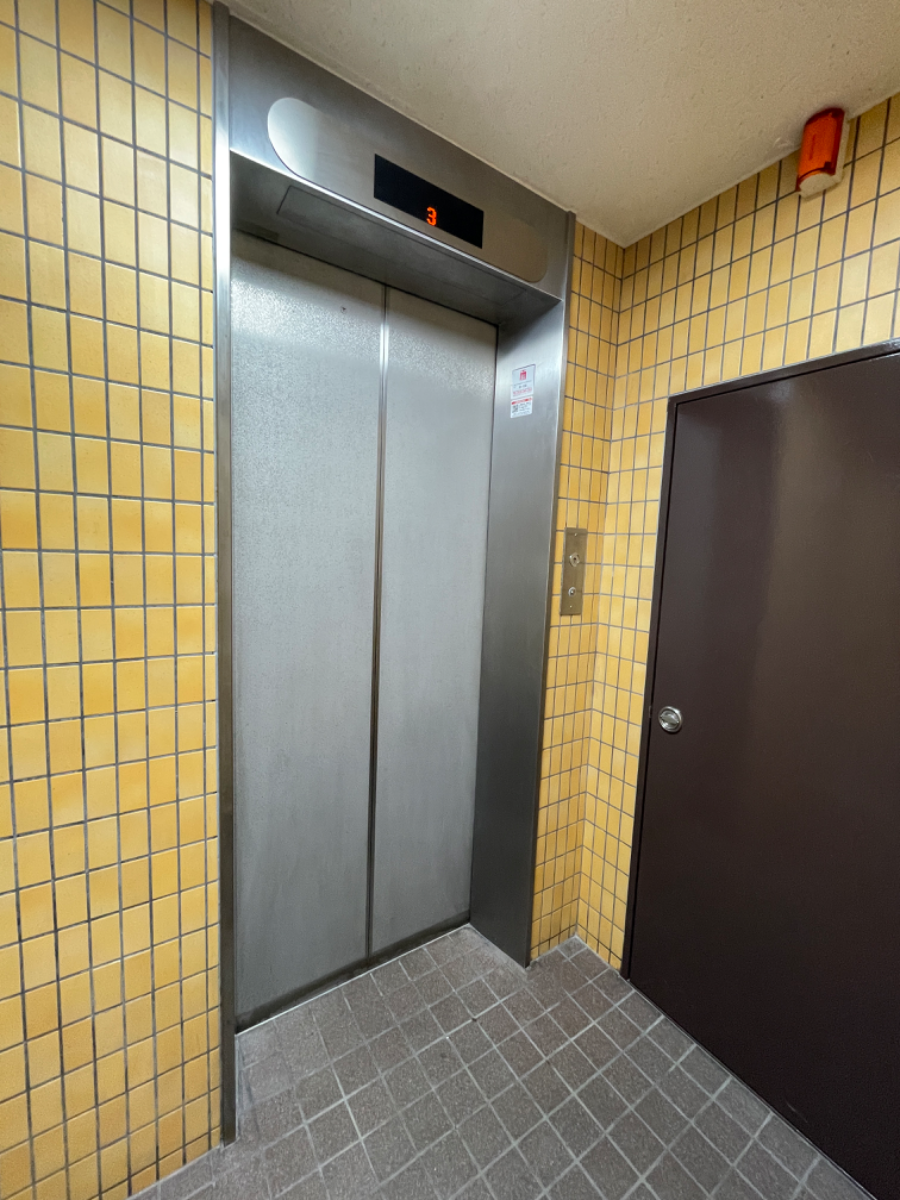 fresh/building/J00100384324_64