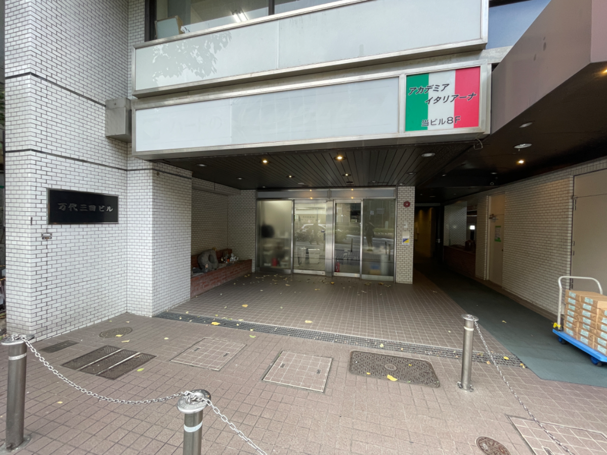 fresh/building/J00100384772_3