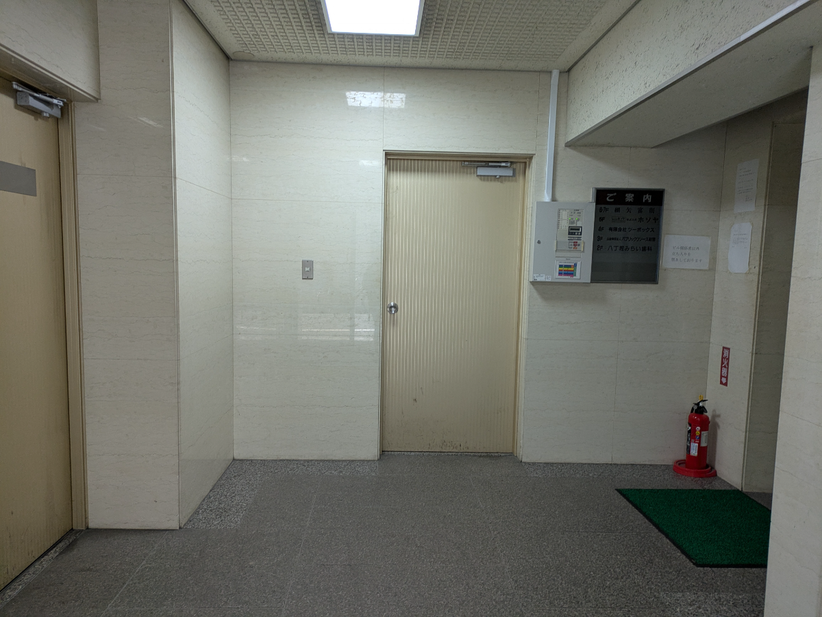 fresh/building/J00100384896_64