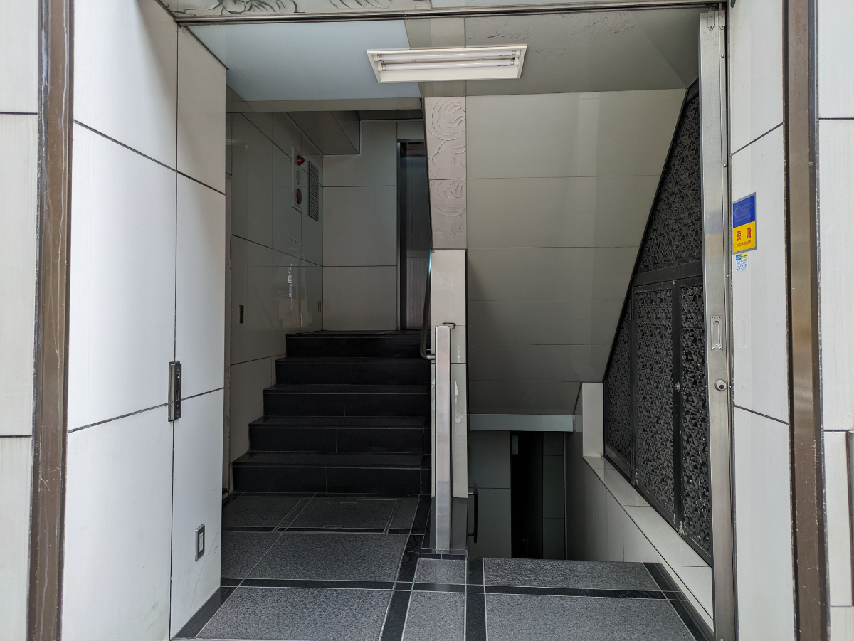 fresh/building/J00100384957_3