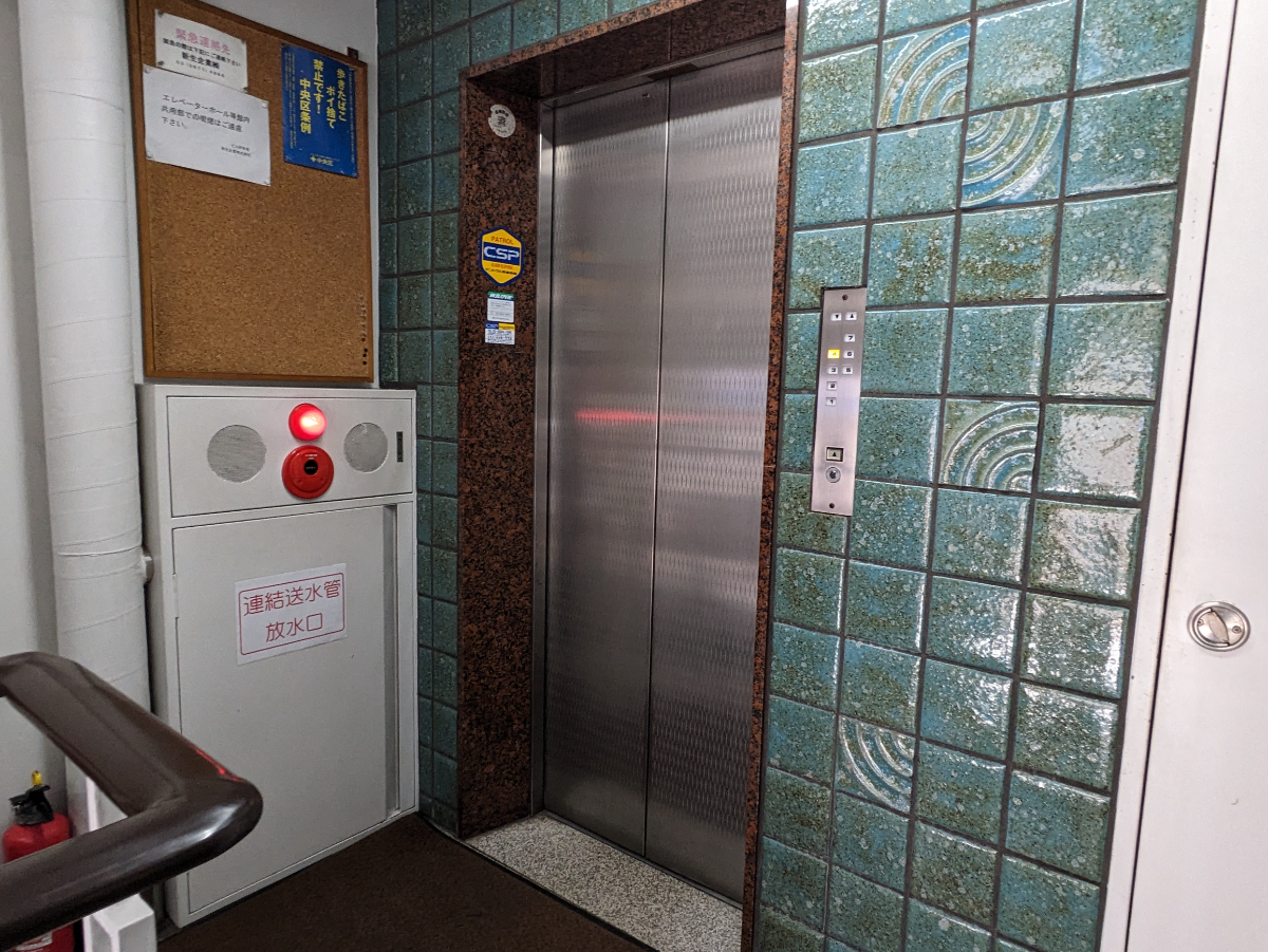 fresh/building/J00100384958_4