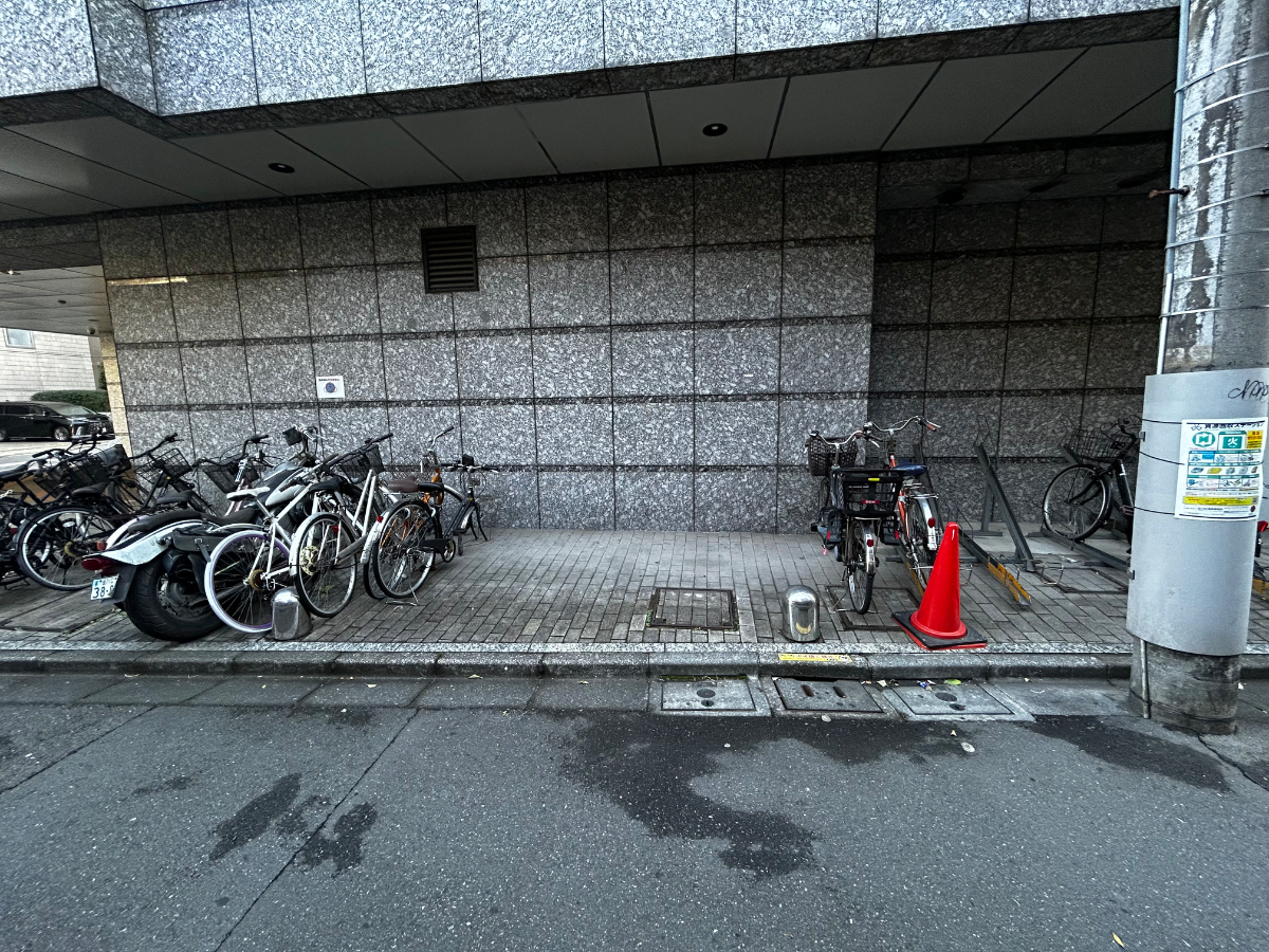 fresh/building/J00100384983_64