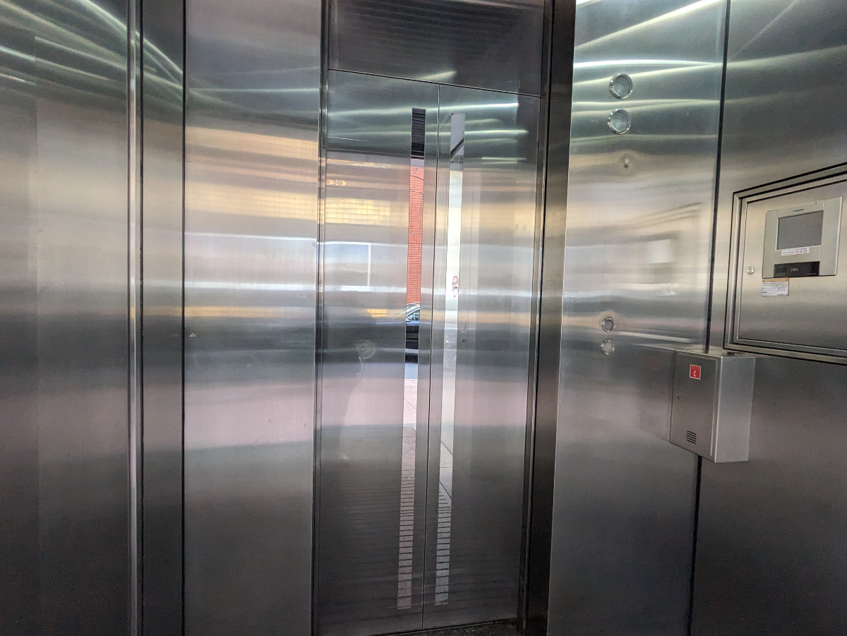 fresh/building/J00100385005_16