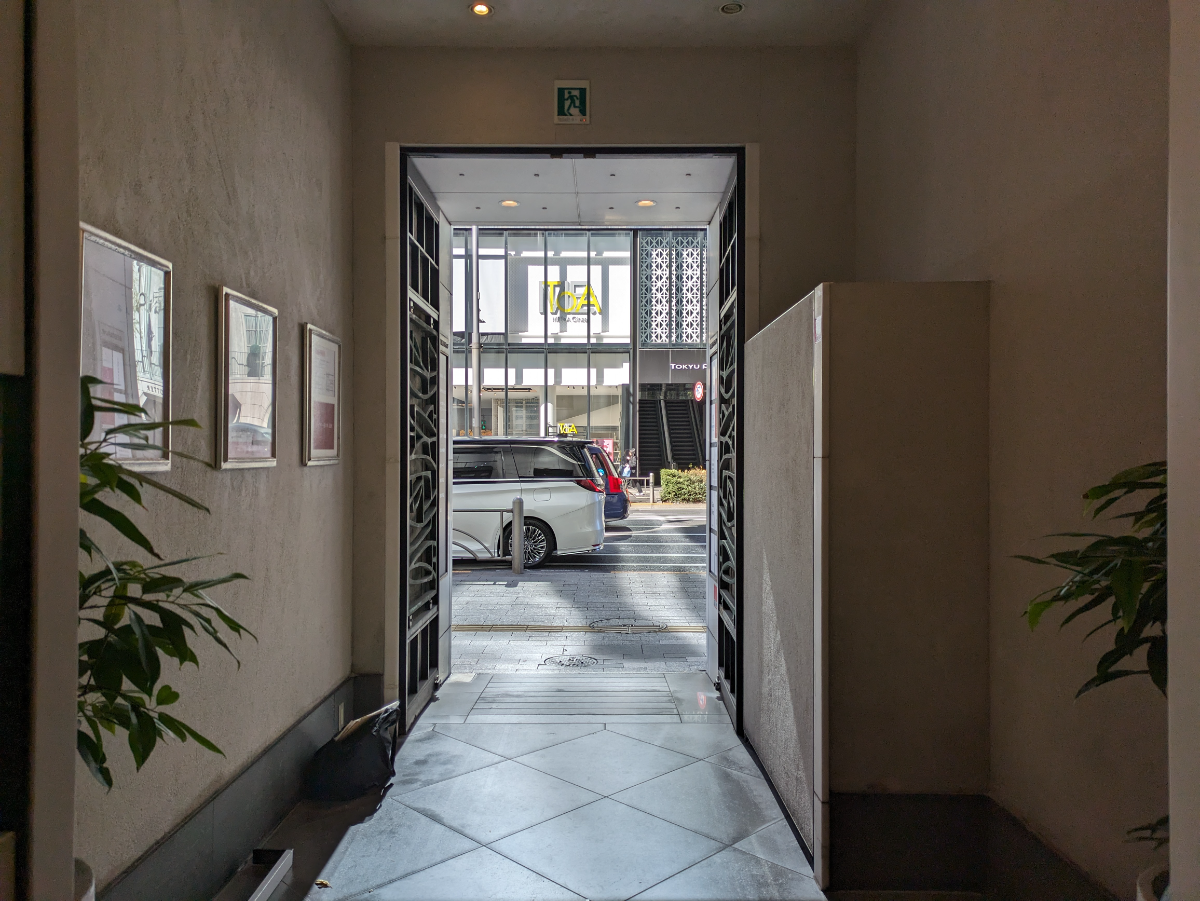 fresh/building/J00100385011_12