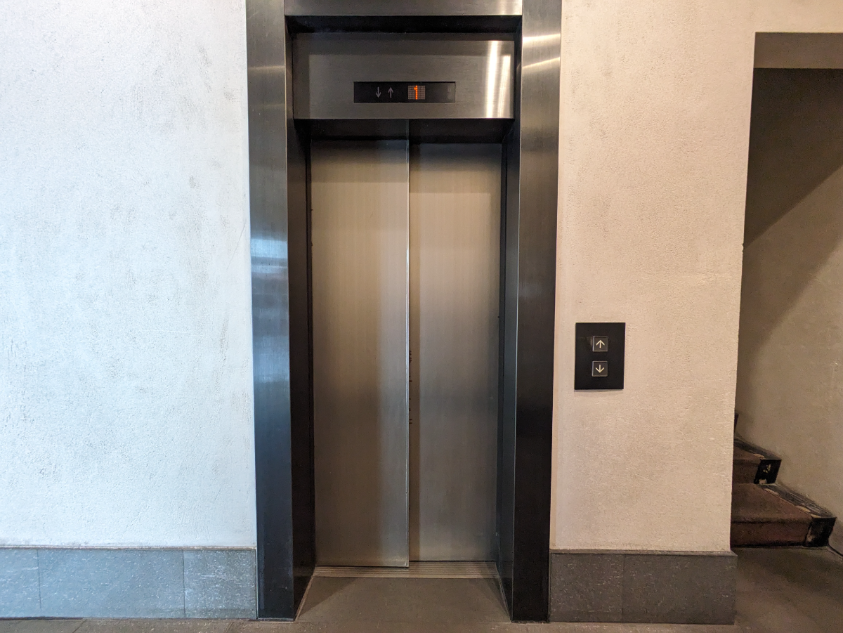 fresh/building/J00100385011_4