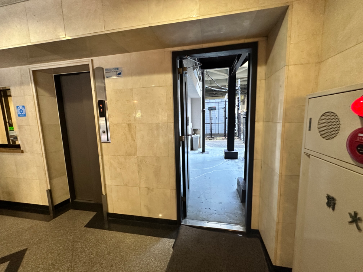 fresh/building/J00100385041_11