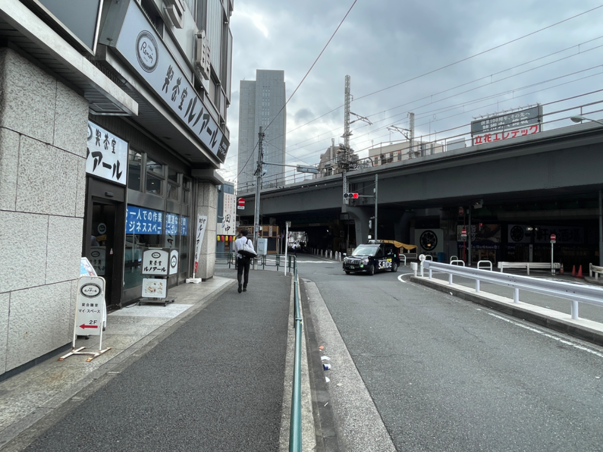 fresh/building/J00100385954_2