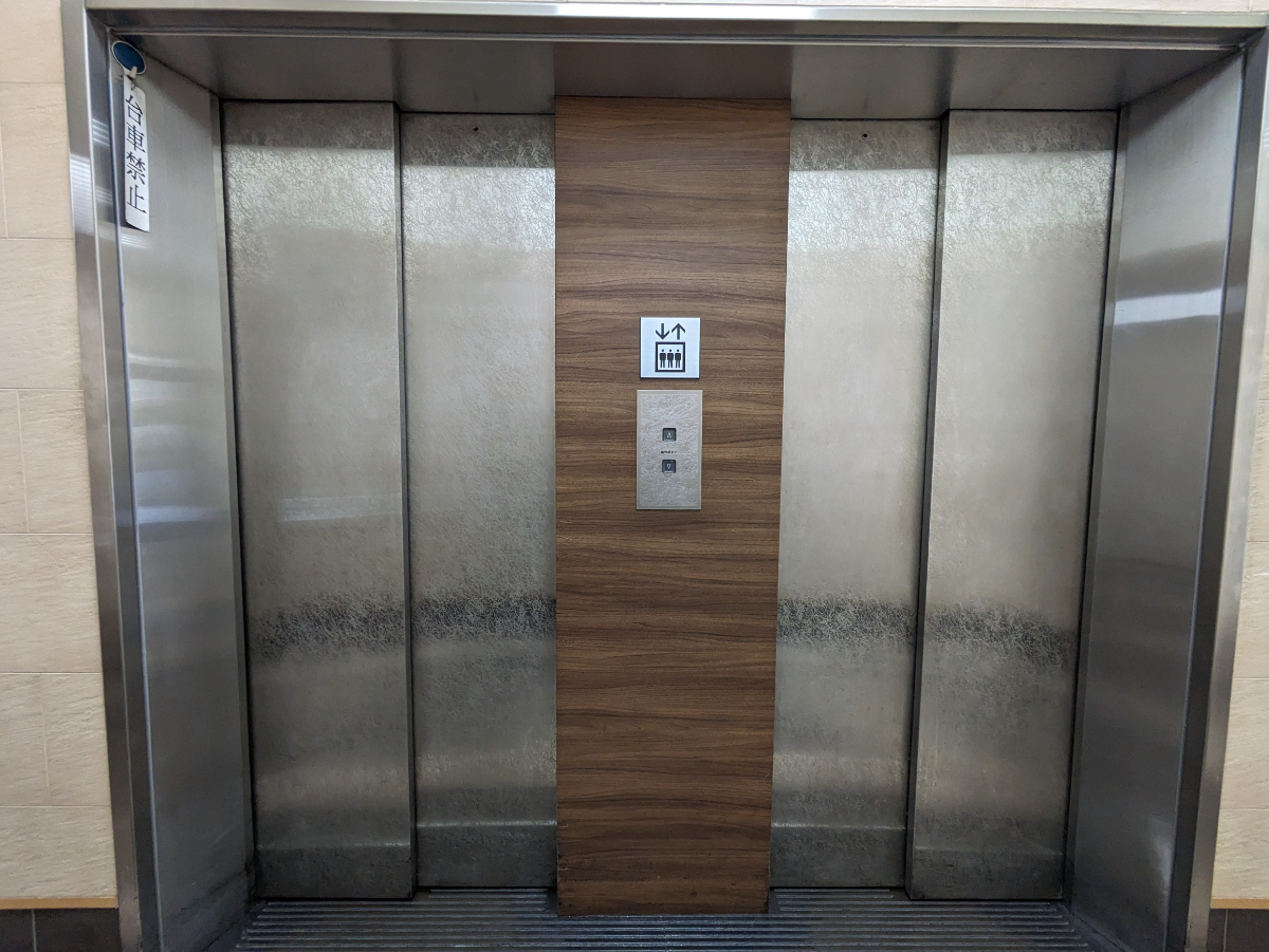 fresh/building/J00100386010_4