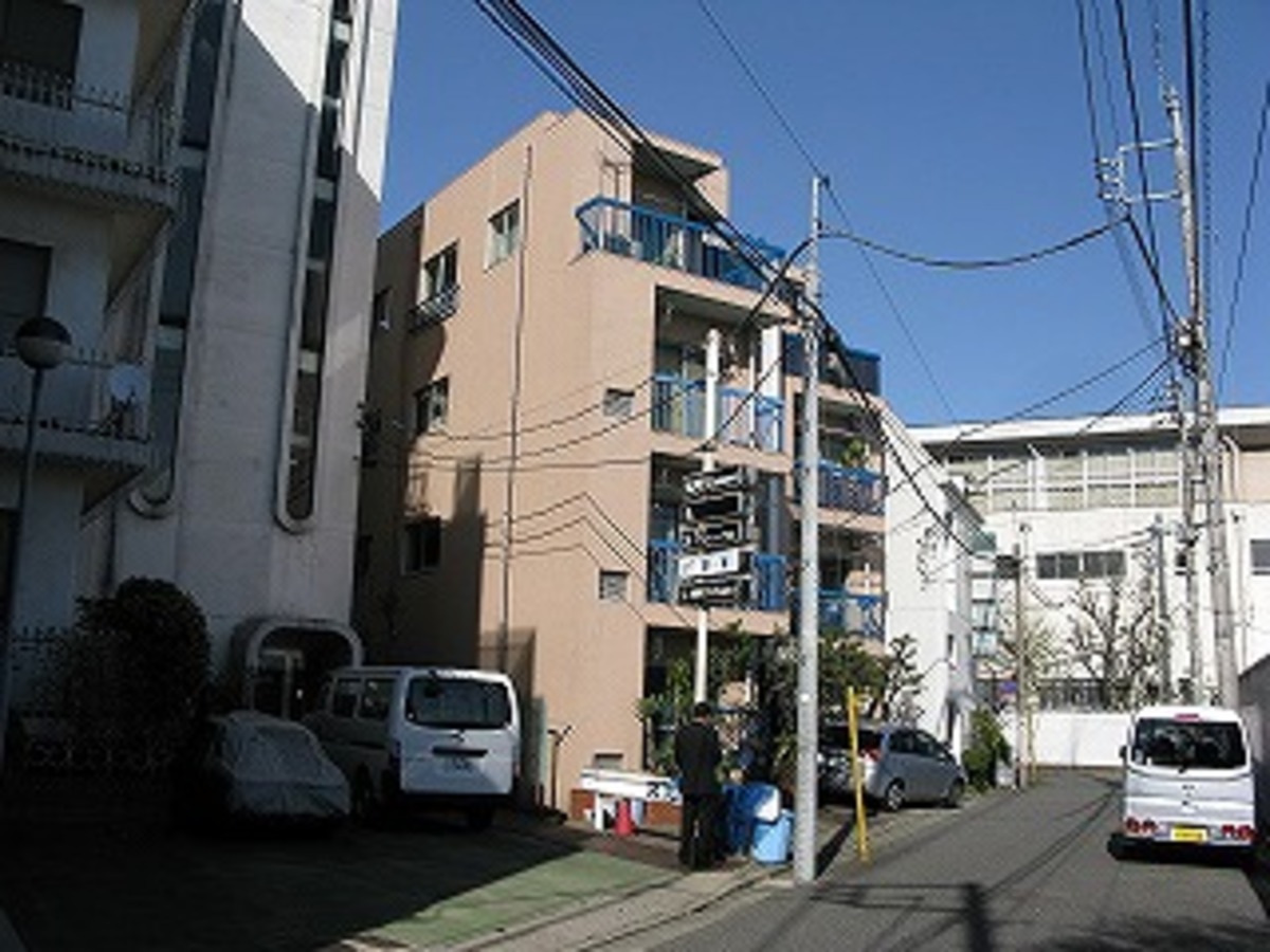 fresh/building/J00100386978_2