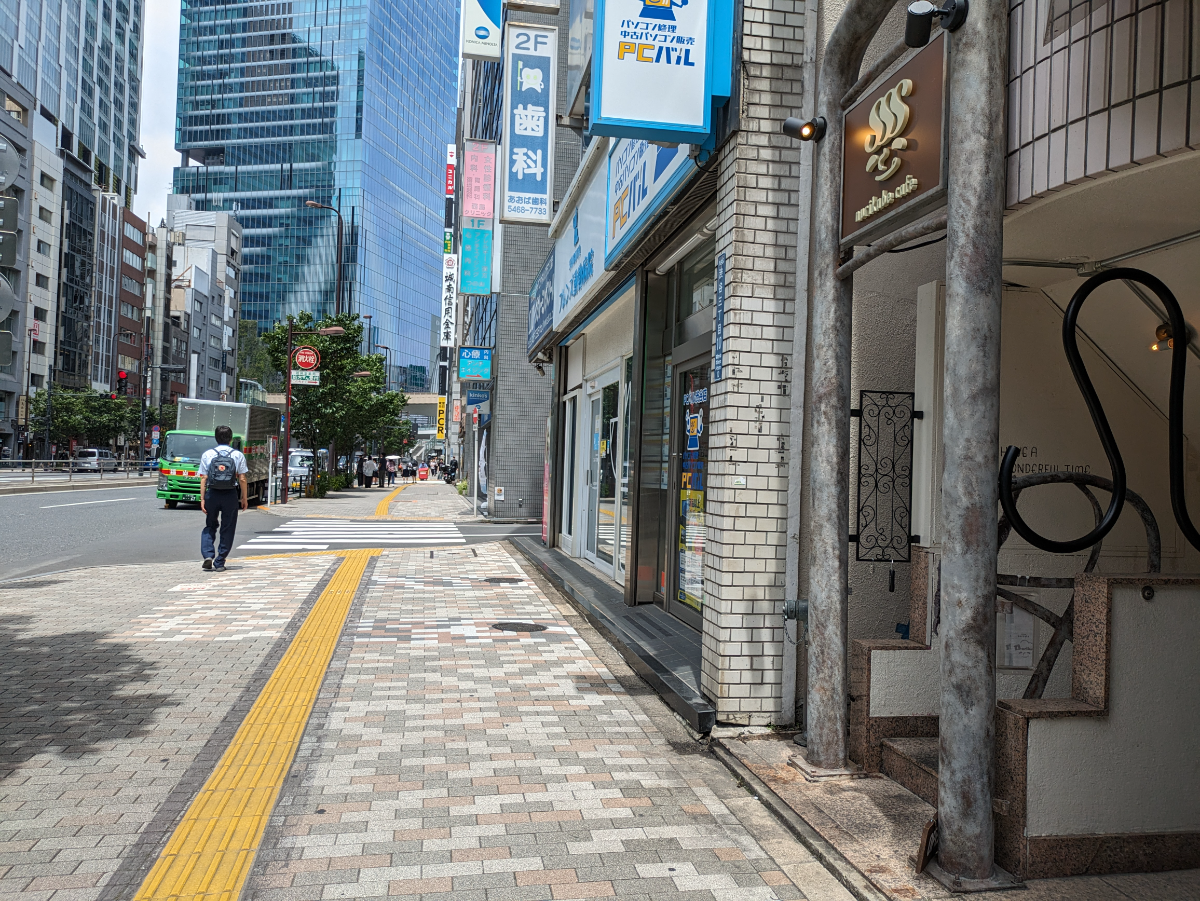 fresh/building/J00100387023_2